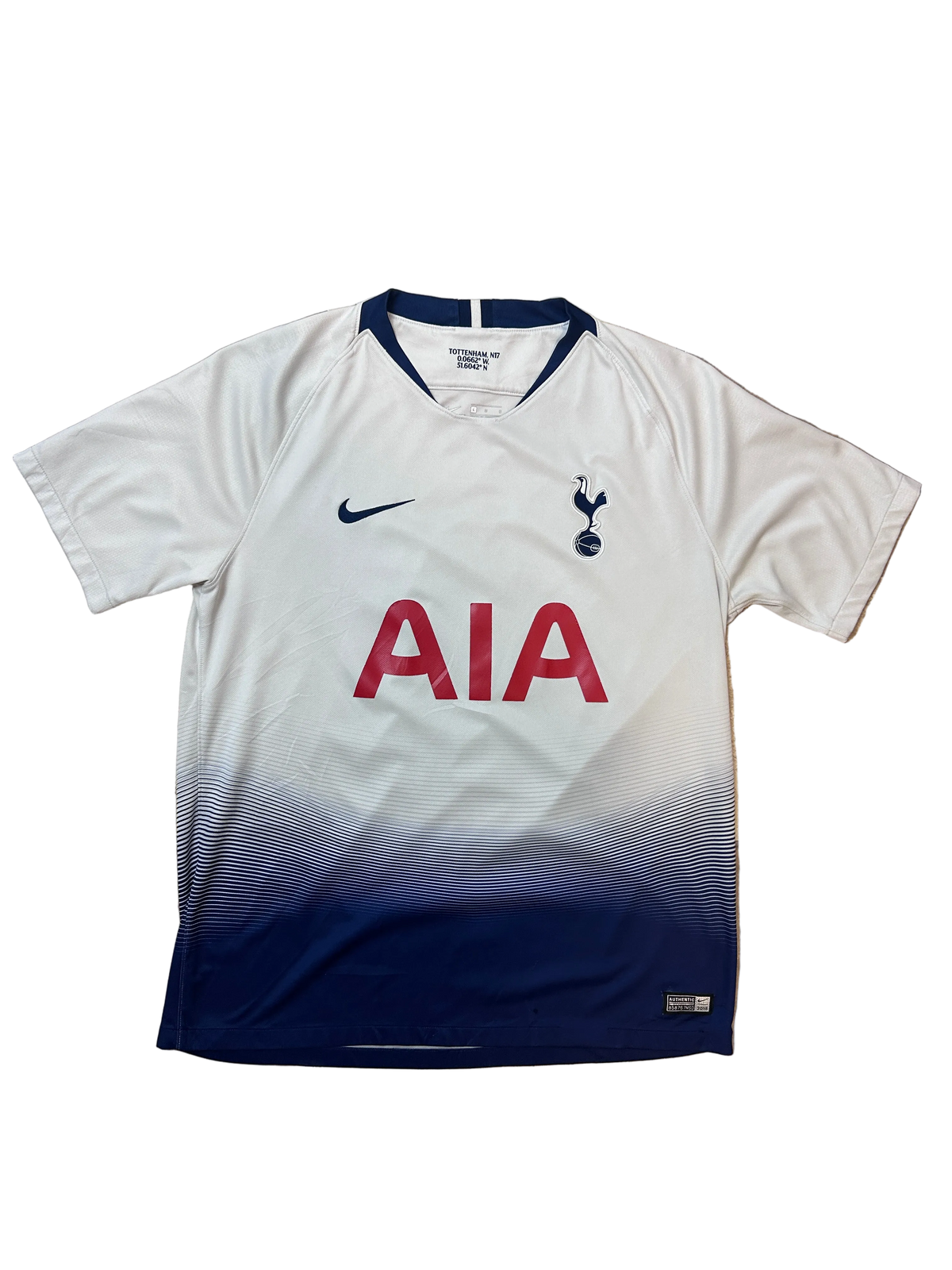 Authentic Kane #10 Tottenham Hotspur 2018-19 Home Football