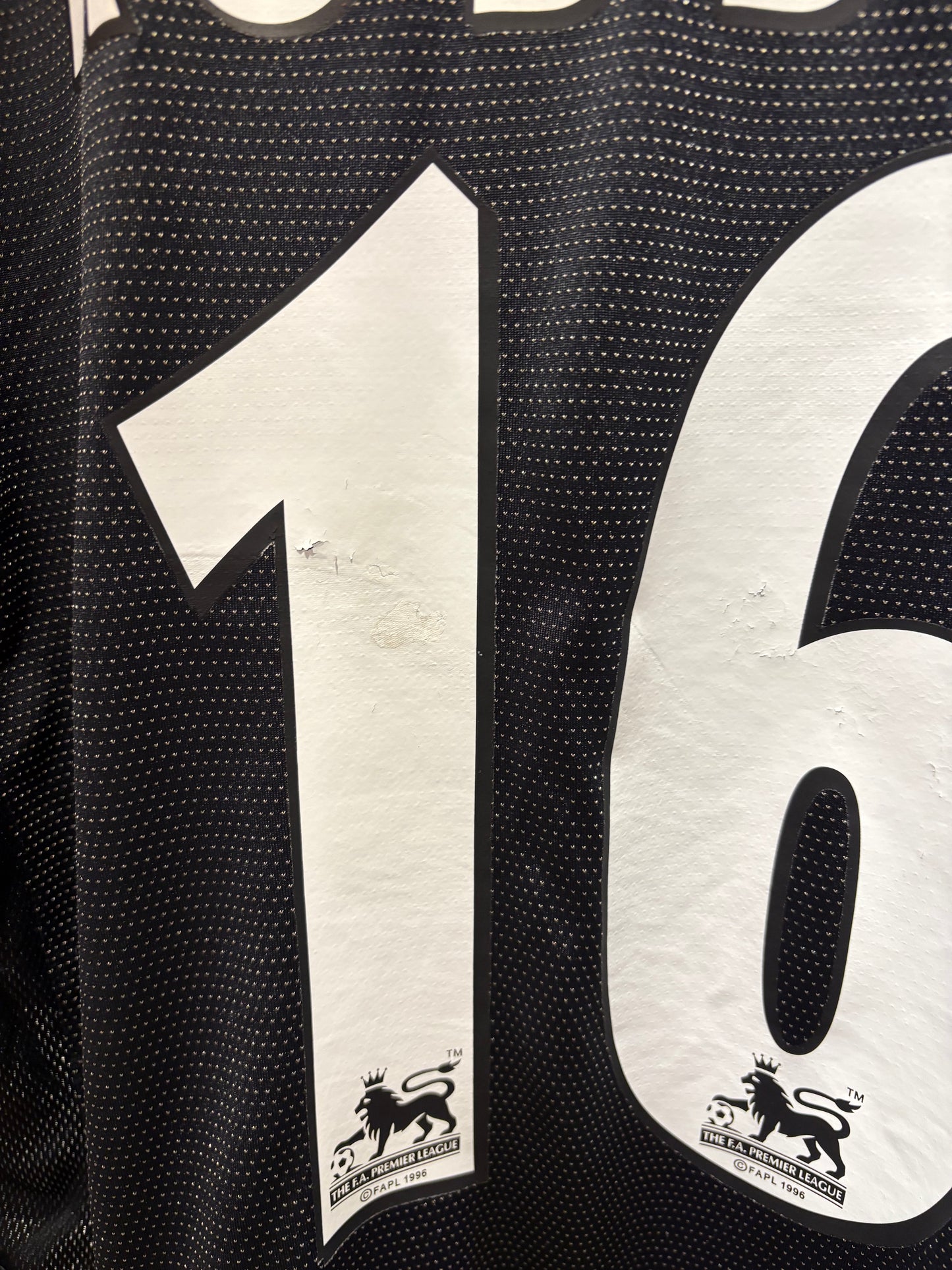 Vintage #16 Robben Umbro Chelsea F.C. 2004-05 away football shirt