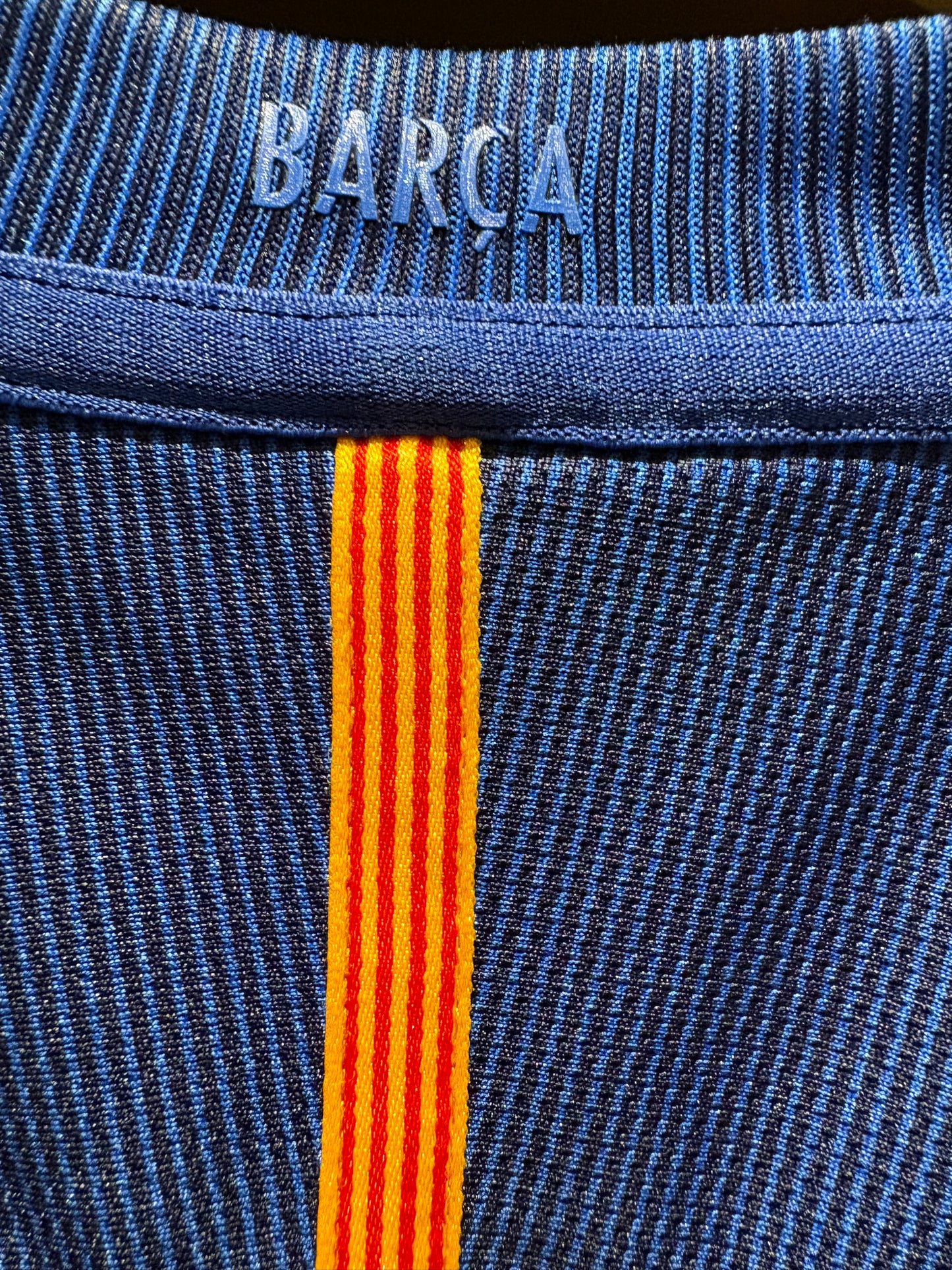 Vintage #11 Neymar JR Nike FC Barcelona 2016-17 home football jersey