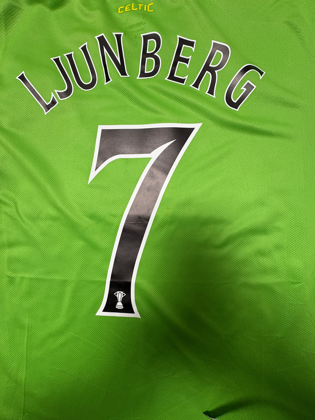Authentic #17 Ljunberg Celtic 2010-11 Away Football