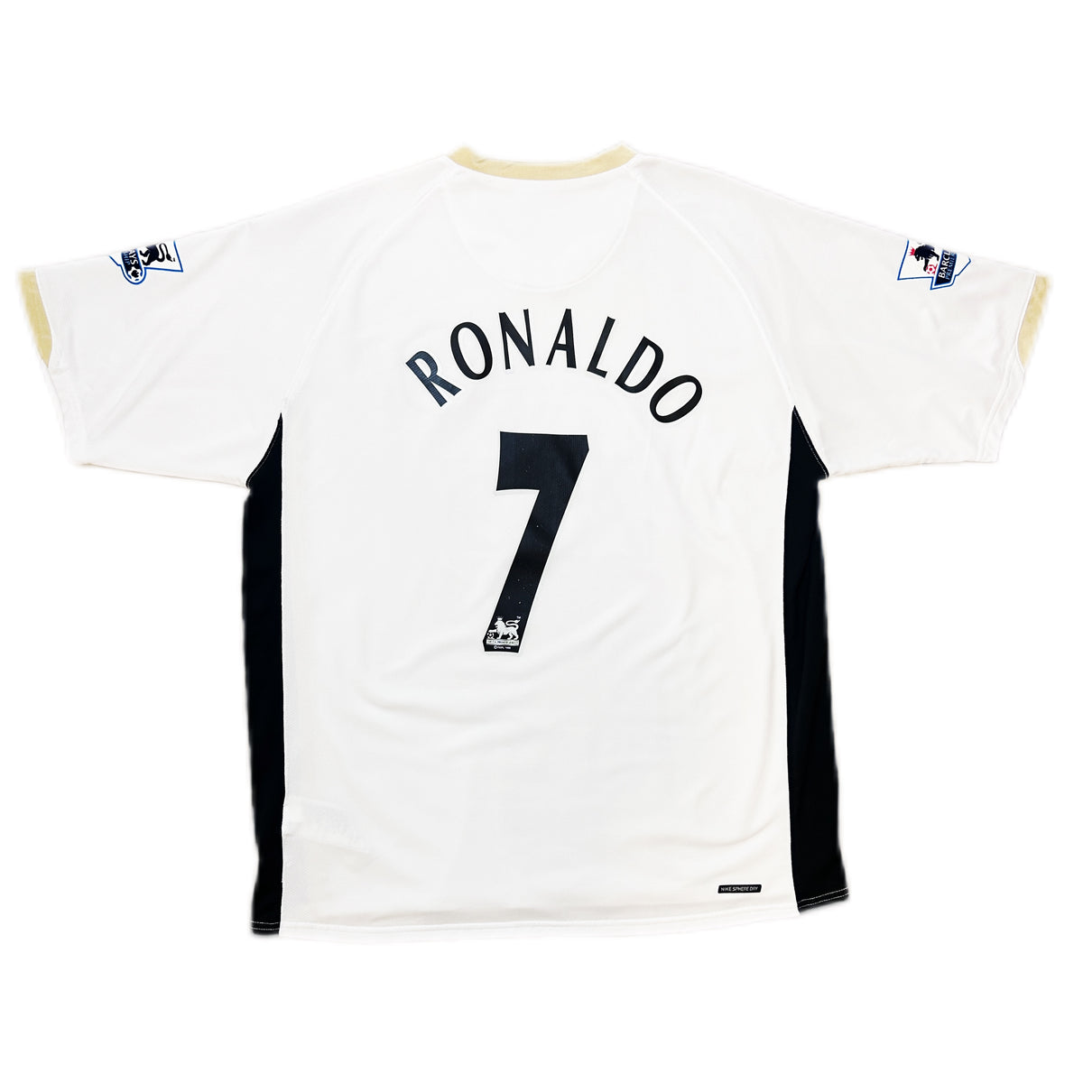Authentic Ronaldo #7 Manchester United 2006-08 Away Football
