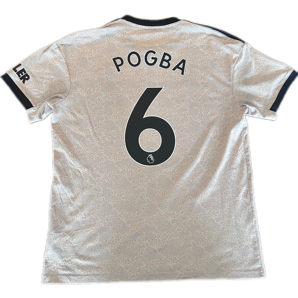 Authentic Pogba #6 Manchester United 2019-20 Away Football