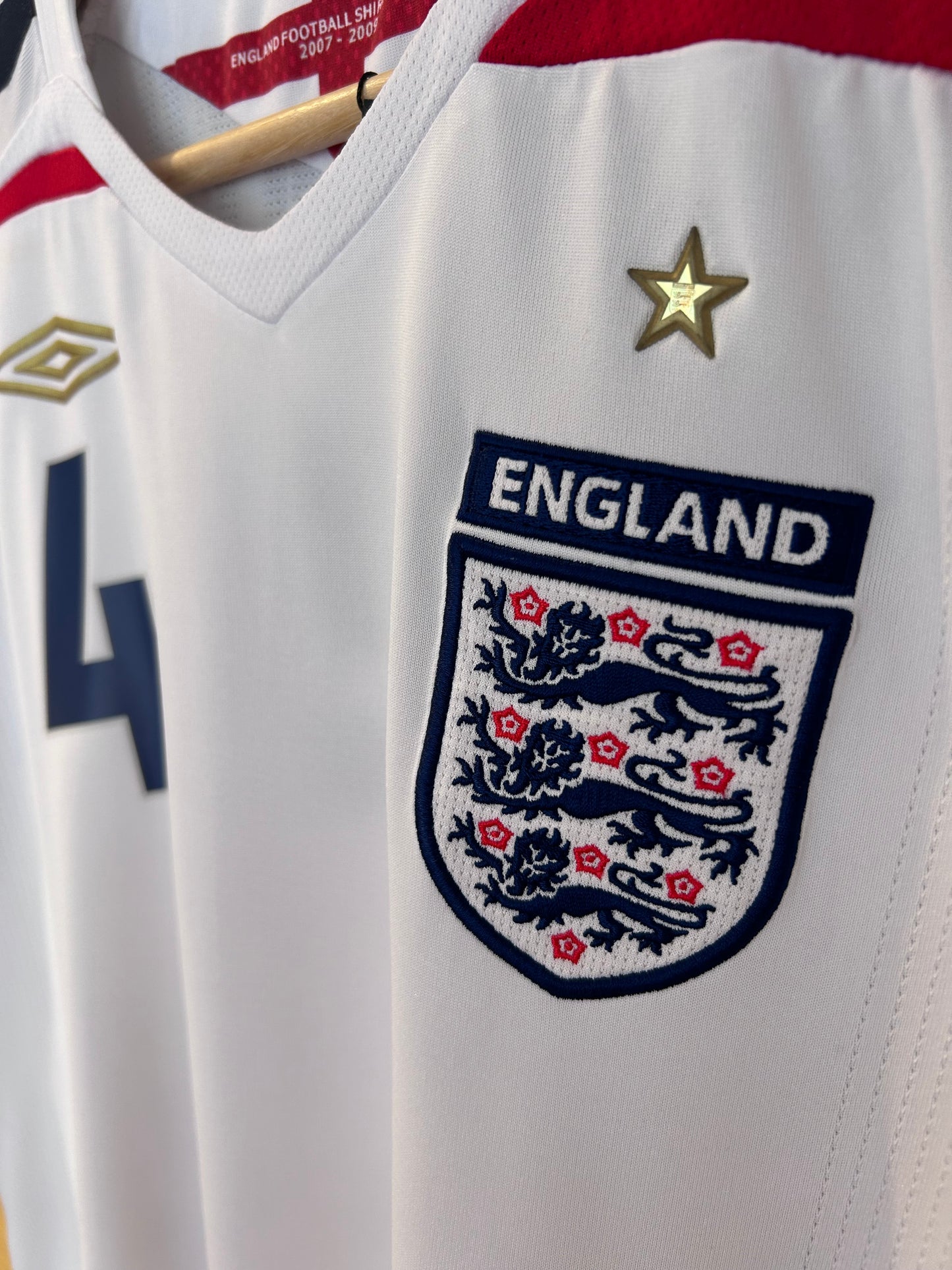 Vintage Gerrard #4 England Home 2007/09 Football T-Shirt