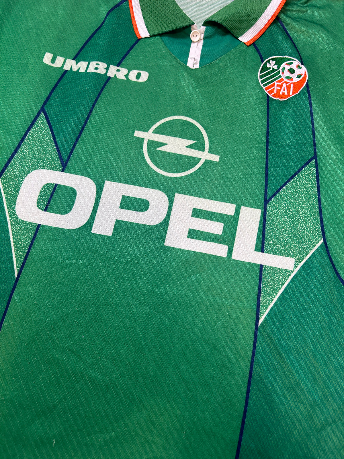 Authentic Keane #6 Ireland 1994-95 Home Football