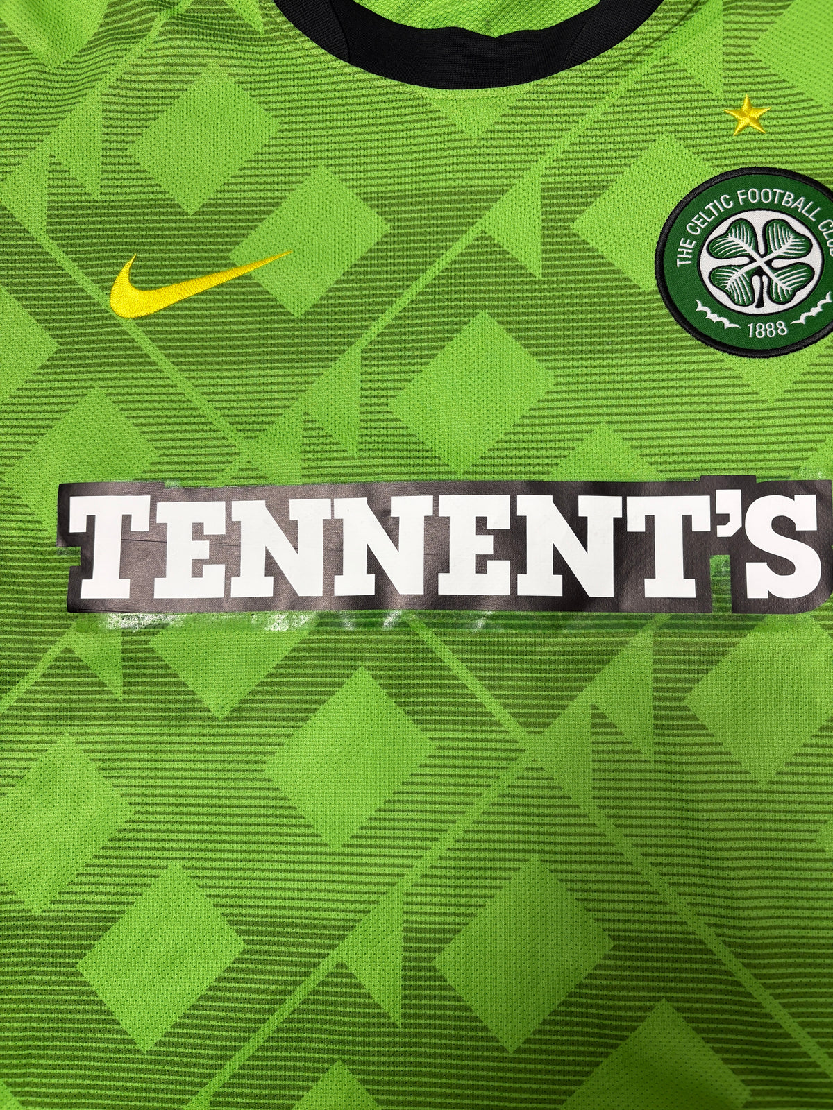 Authentic #17 Ljunberg Celtic 2010-11 Away Football