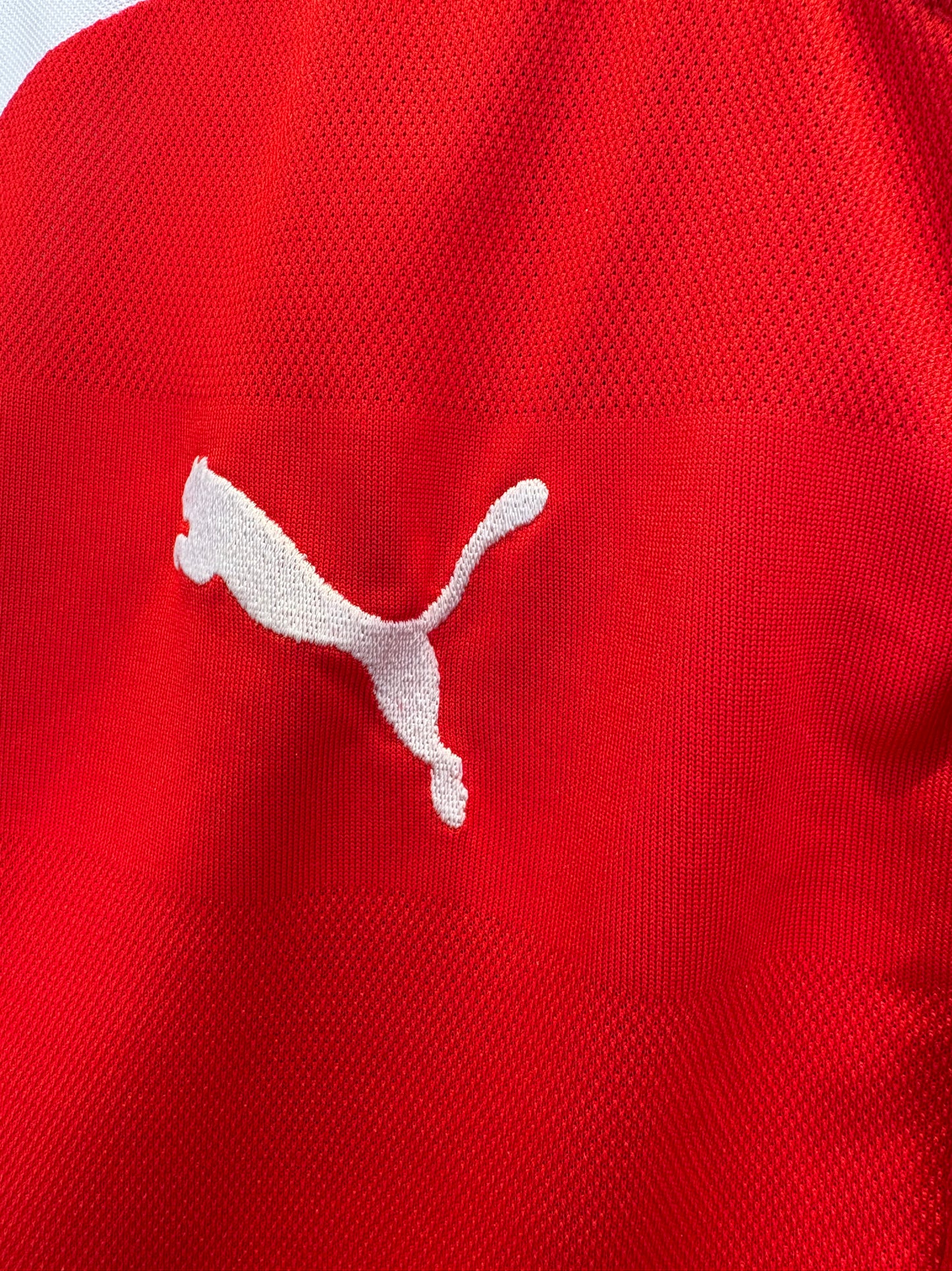 Vintage Puma Arsenal FC 2015-2016 home Football soccer jersey.