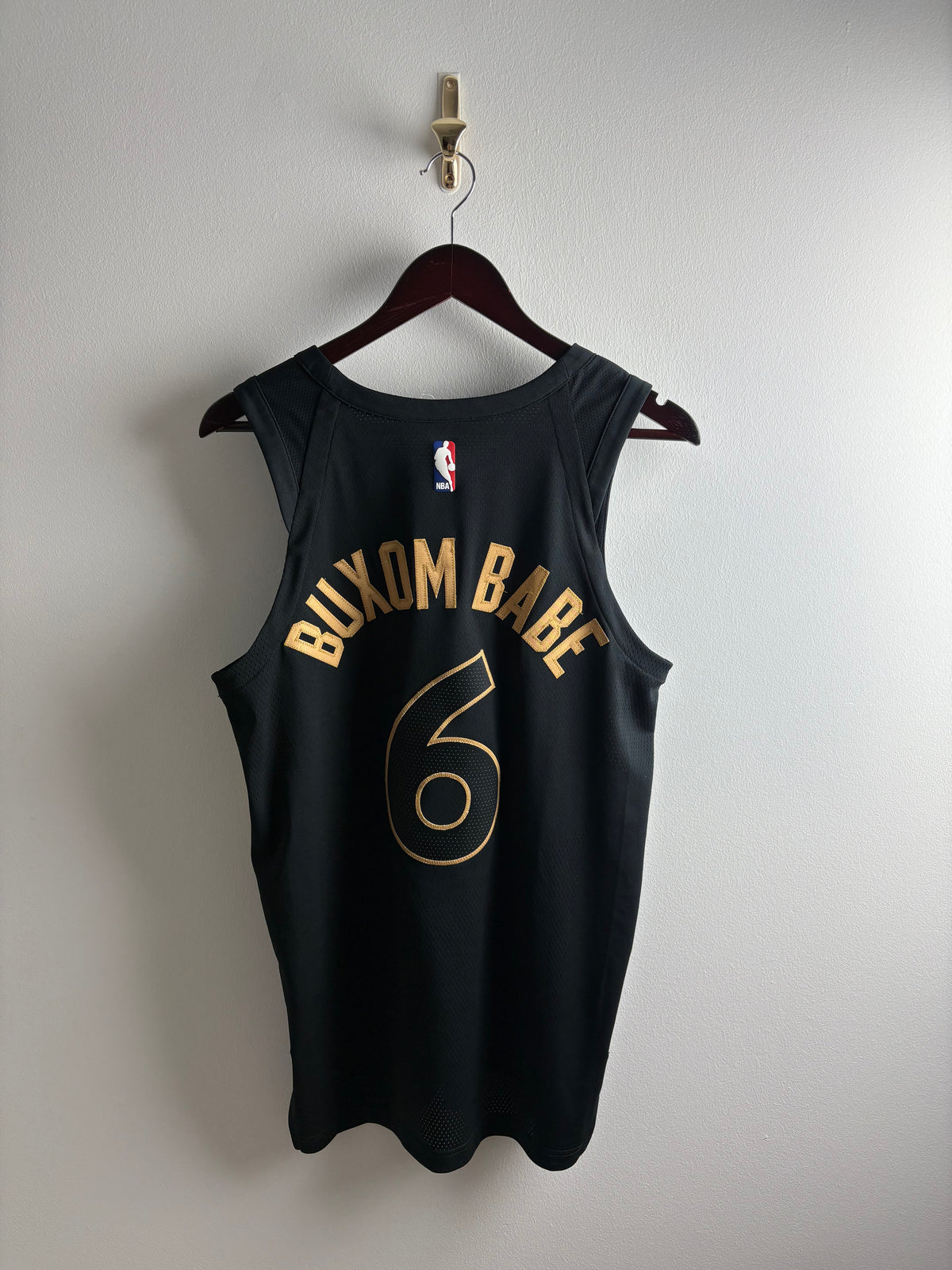 Vintage NBA Buxom Babe Toronto Raptors City Edition jersey