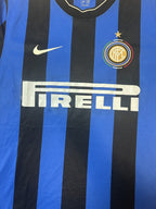 Pirelli sponsor and crest close-up